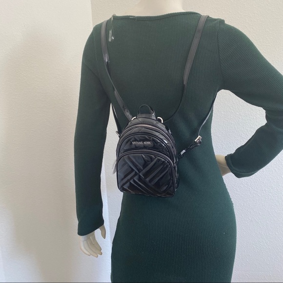 Michael Kors abbey xs Minnie backpack Xbody bag - Picture 13 of 17